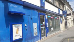 Où Trouver Les Services Du Crédit Agricole À Pont-Sainte-Maxence 7 agence bancaire credit agricole pont sainte maxence facade