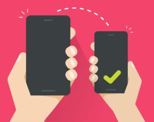 deux smartphones echangeant des icones dapplications